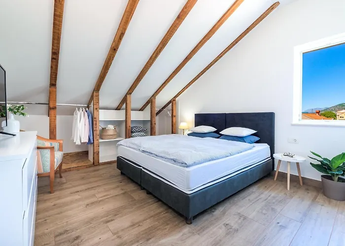 Terra - One Bedroom With Balcony And Garden View Mali Apartamento *